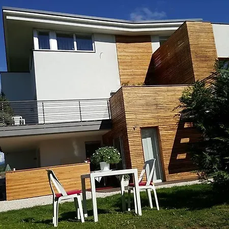 Mele D'oro Bed & Breakfast *